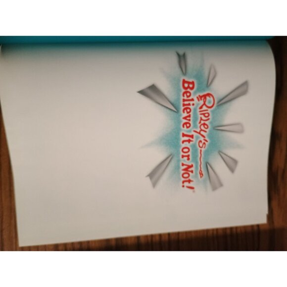 Ripleys Believe It‎ Or Not! Seeing Is Believing Hardcover Book - Picture 2 of 8